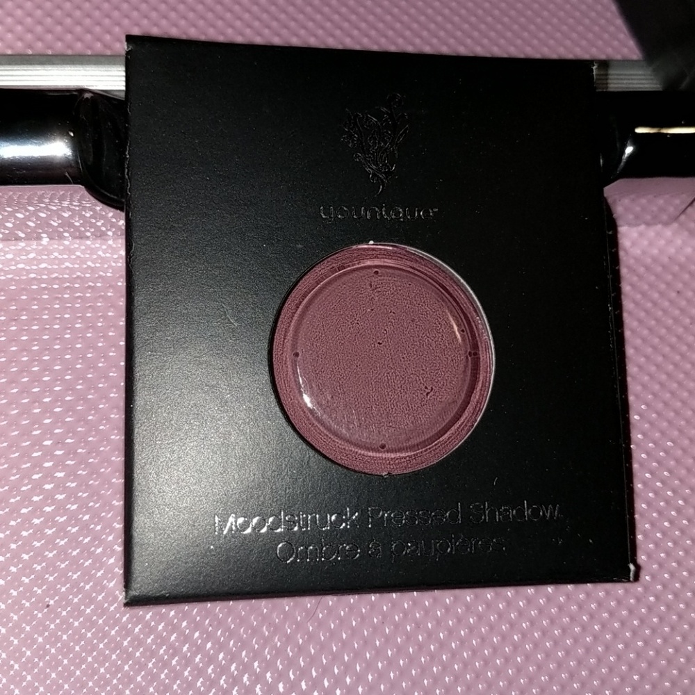 Moodstruck Pressed Shadow